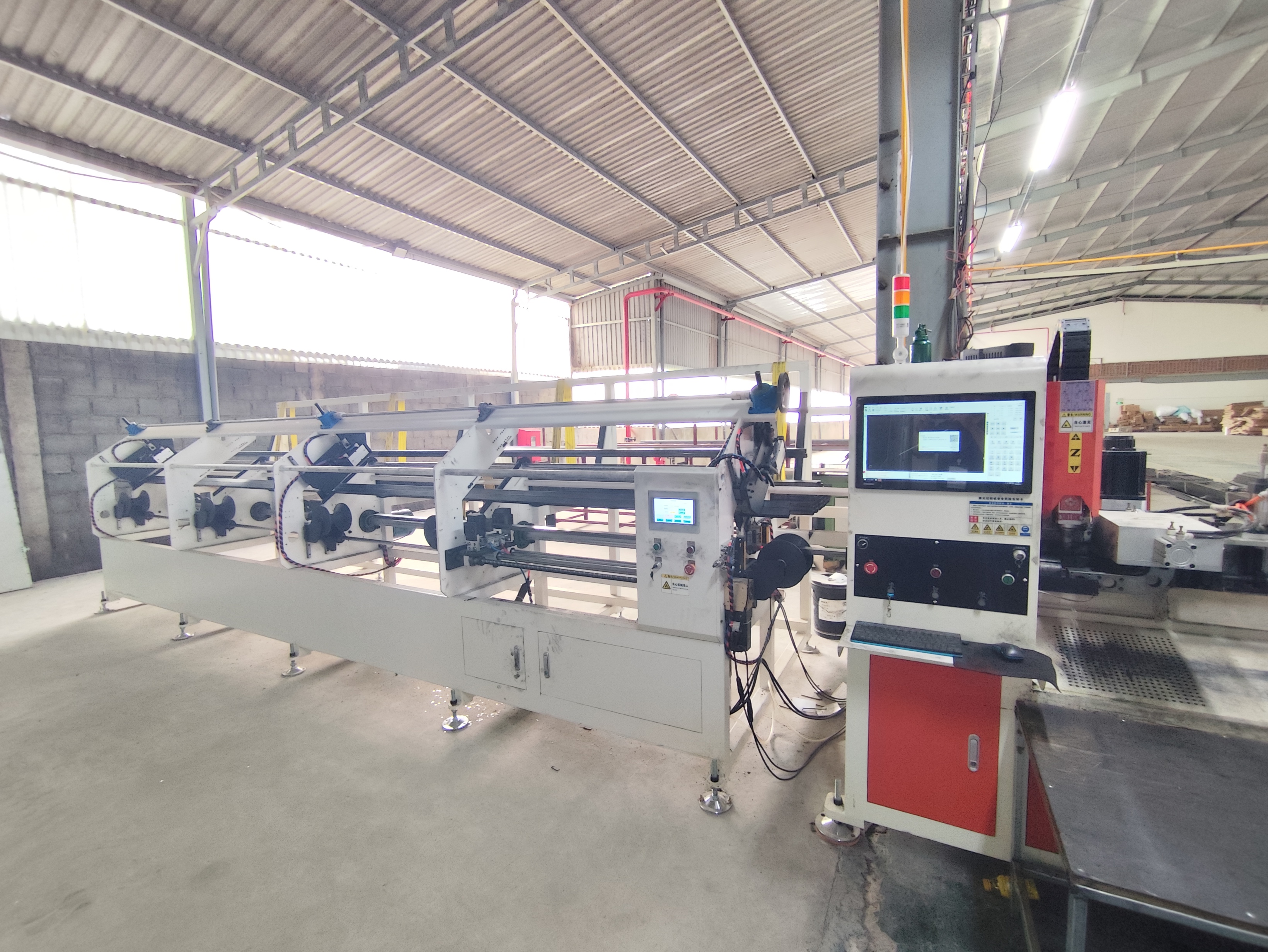 Tube laser cutting machine.jpg